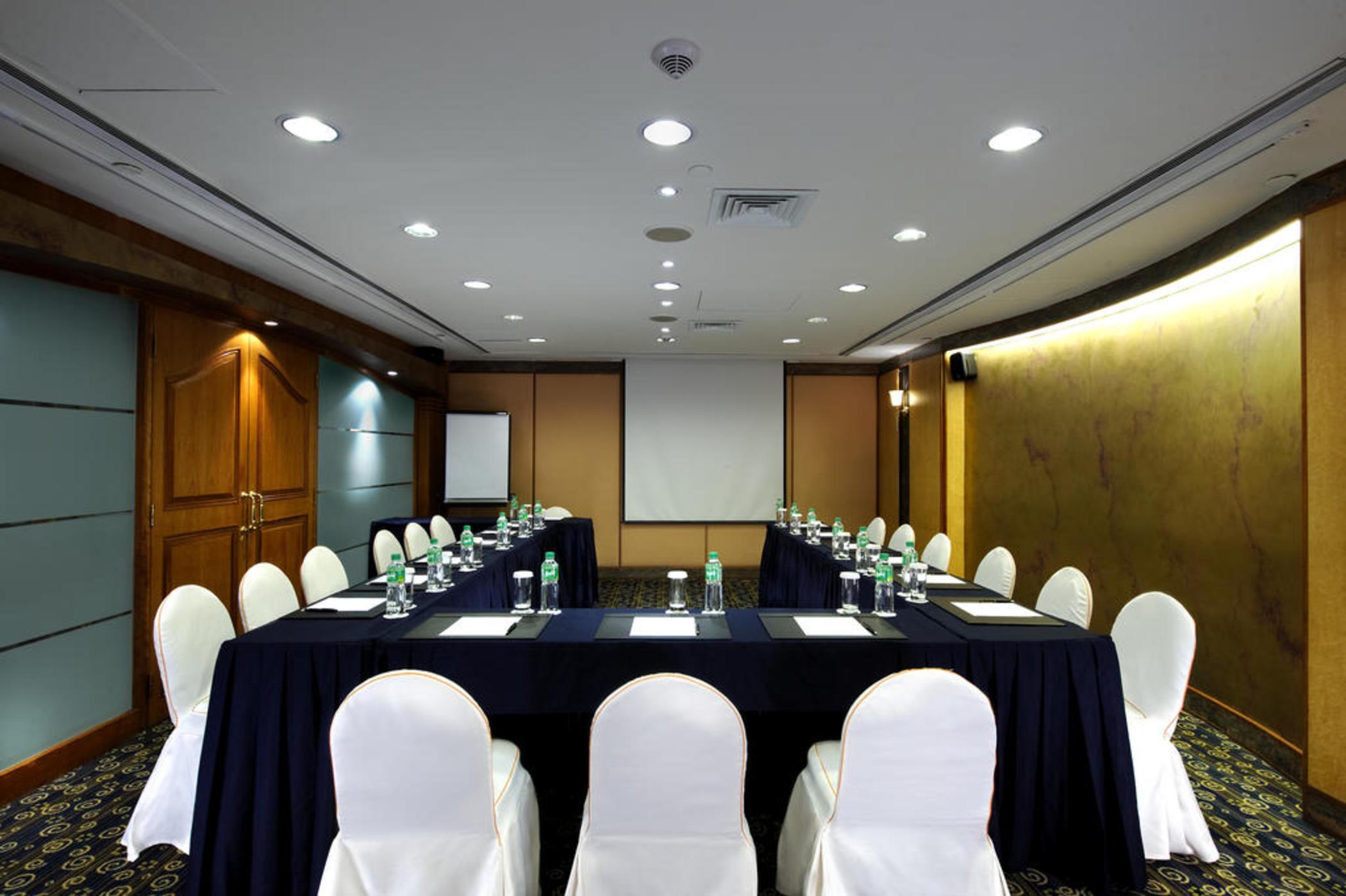 Charterhouse Causeway Bay Hotel Hong Kong Exterior photo